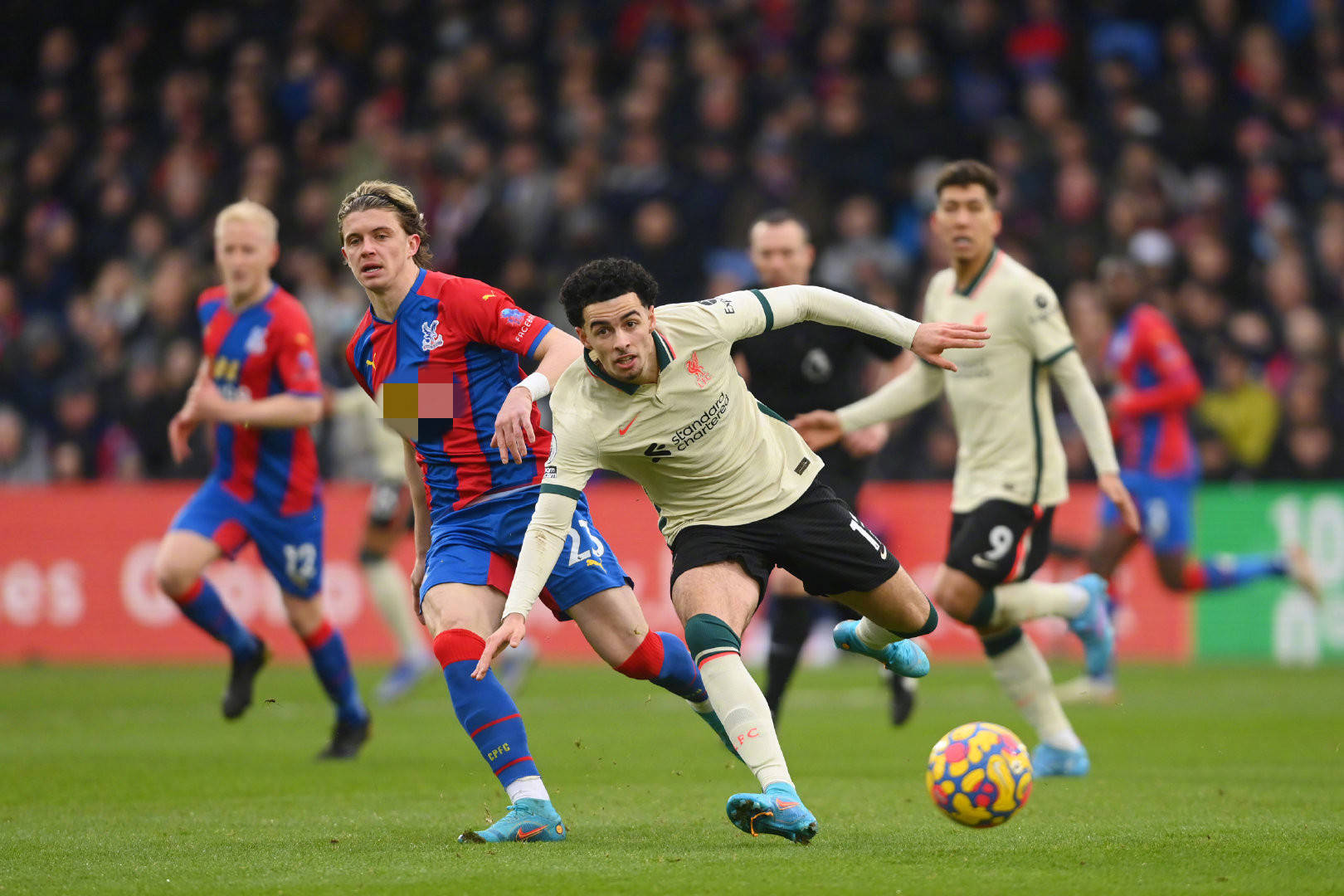 尽管后防线 尽管后防线